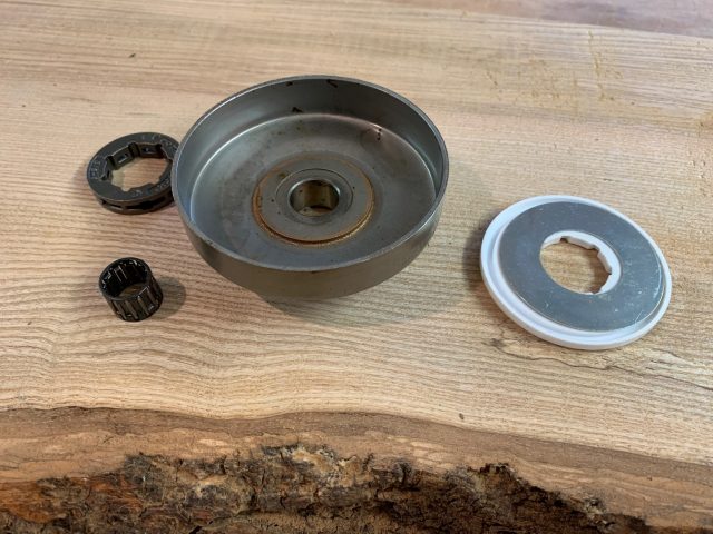 26831 Oregon 3/8 x7 tooth Rim and Sprocket [Husqvarna 61 after S/N 0510572, 266 after S/N 0510000, 268 after S/N 0510000, 272 after S/N0510000] - Image 4