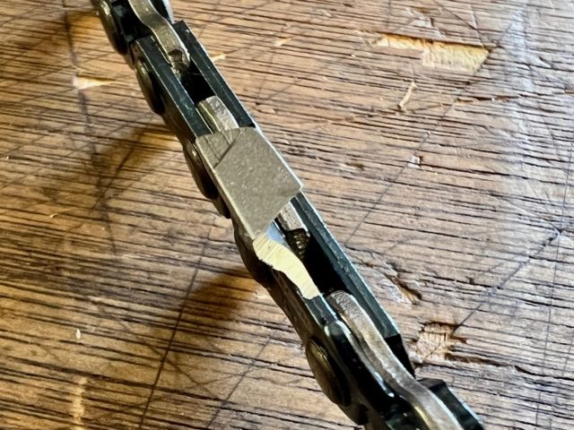75EXJ100R NEW Oregon Full Skip Chisel 3/8 .063[1.6mm] 100ft Reel = 1640 Drive Links [includes joiners and tie straps] - Image 3