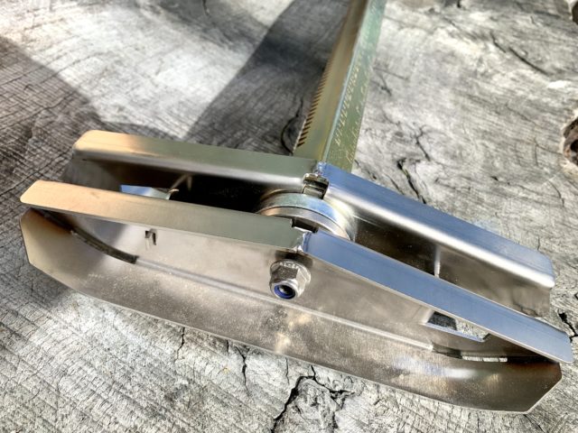 CS-PT Complete Panther Upright Thrust/Skid End [Small 30mm Profile Mills]