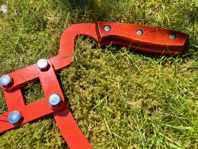 SMC2H-30 Hand Held Log Tongs 12"[30cm] - Image 2