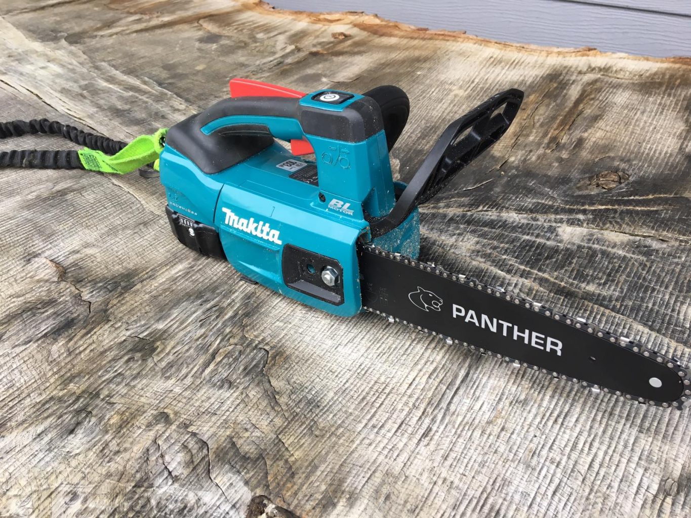Makita DUC254 Lithium Top Handle Cordless [Ex Batteries] 1/4 Drive