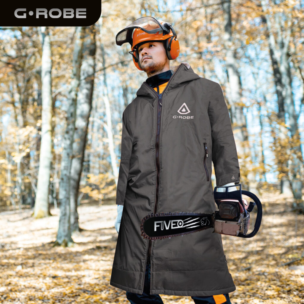 G-Robe-The-ultimate-outdoor-coat-Charcoal-Grey-01