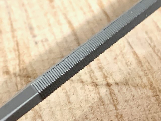 LC10020-2279-8-DOZEN Vallorbe Double Chisel bit file [DOZEN] - Image 4
