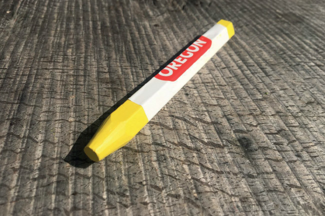 Marking-crayons-for-wood