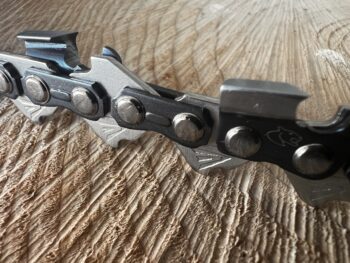 (P-325-050-LG) Panther Chisel Guarded .325 .050[1.3mm] ONLY in 67|74|81 Drive Links