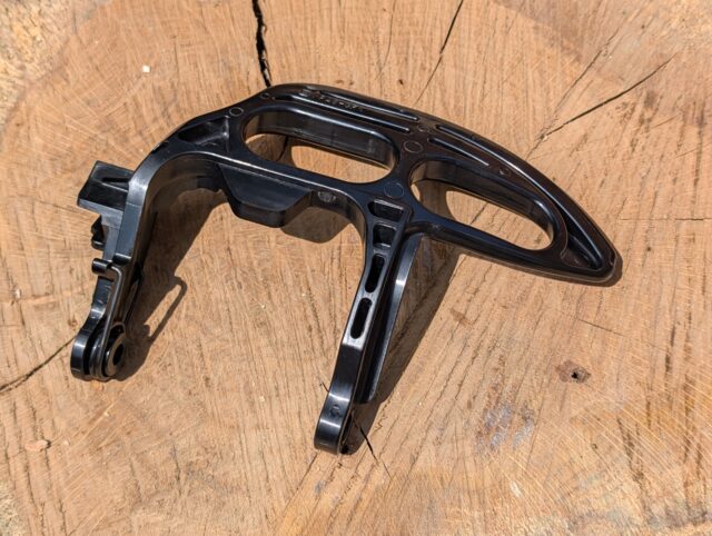 C320-000511 Echo CS-2511TES, CS-2511WES Chain Brake Handle (supersedes C320-000510)
