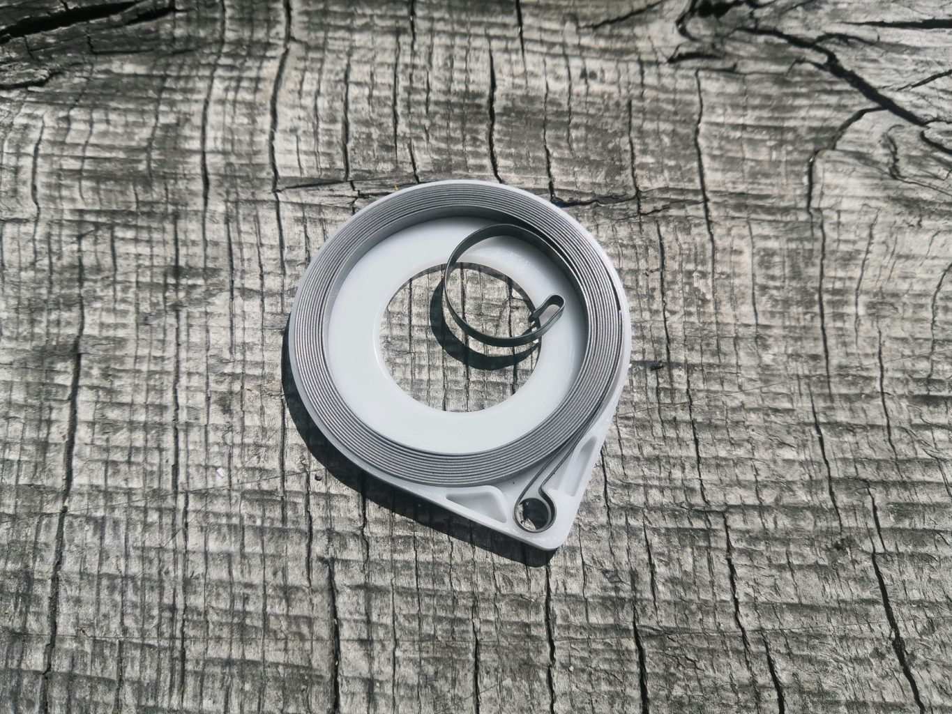 P022040060 Spring recoil Echo CS2511TES and CS2511WES